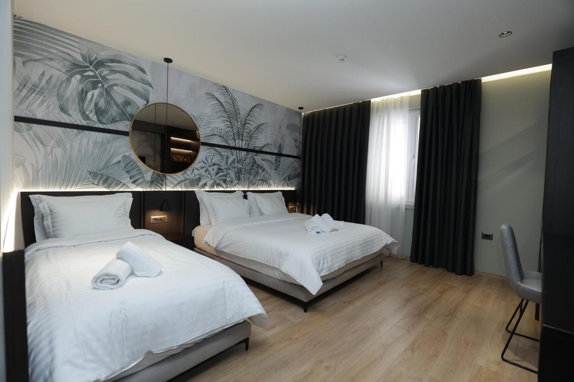 Gremmy Boutique Hotel ติรานา ภายนอก รูปภาพ